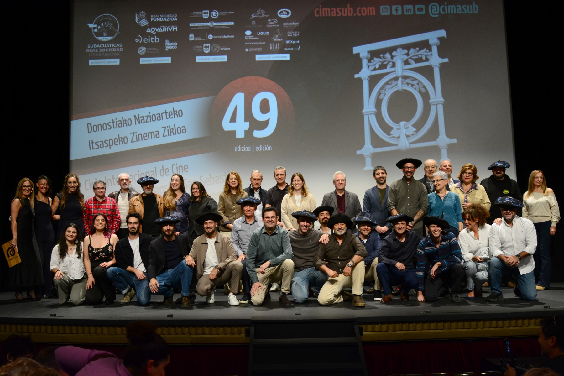 CIMASUB 2025 mundu mailako itsaspeko irudiaren hitzordu saihestezin gisa finkatu da, eta Donostiako publikoaren fideltasuna berretsi du, erabateko betegarri berri batekin.