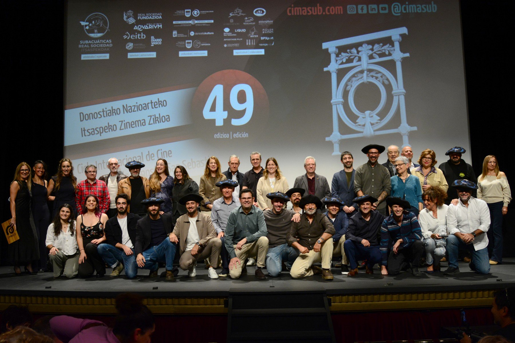 CIMASUB 2025 mundu mailako itsaspeko irudiaren hitzordu saihestezin gisa finkatu da, eta Donostiako publikoaren fideltasuna berretsi du, erabateko betegarri berri batekin.